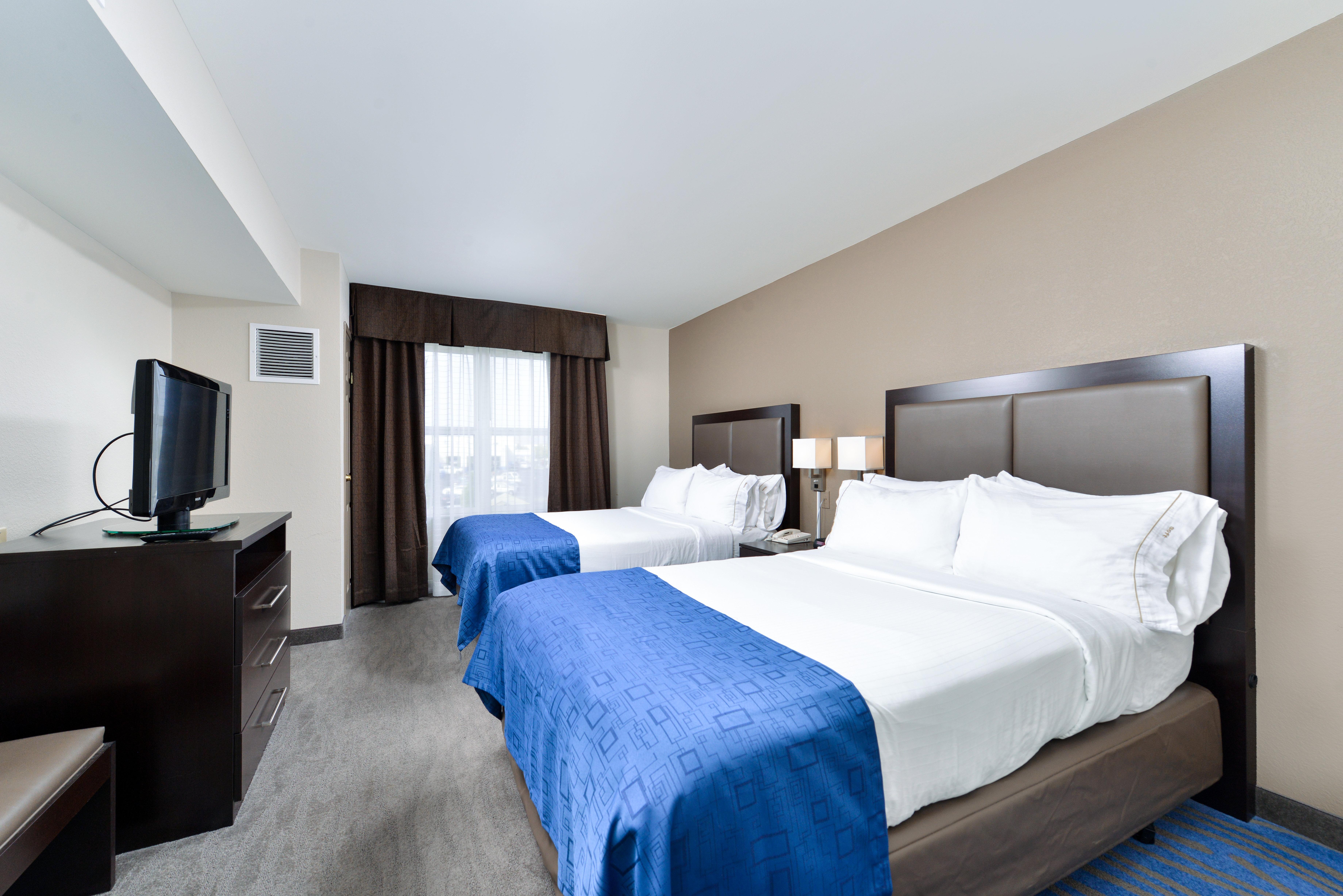 Holiday Inn Express Hotel & Suites St. Louis West-O'Fallon By Ihg Exterior photo