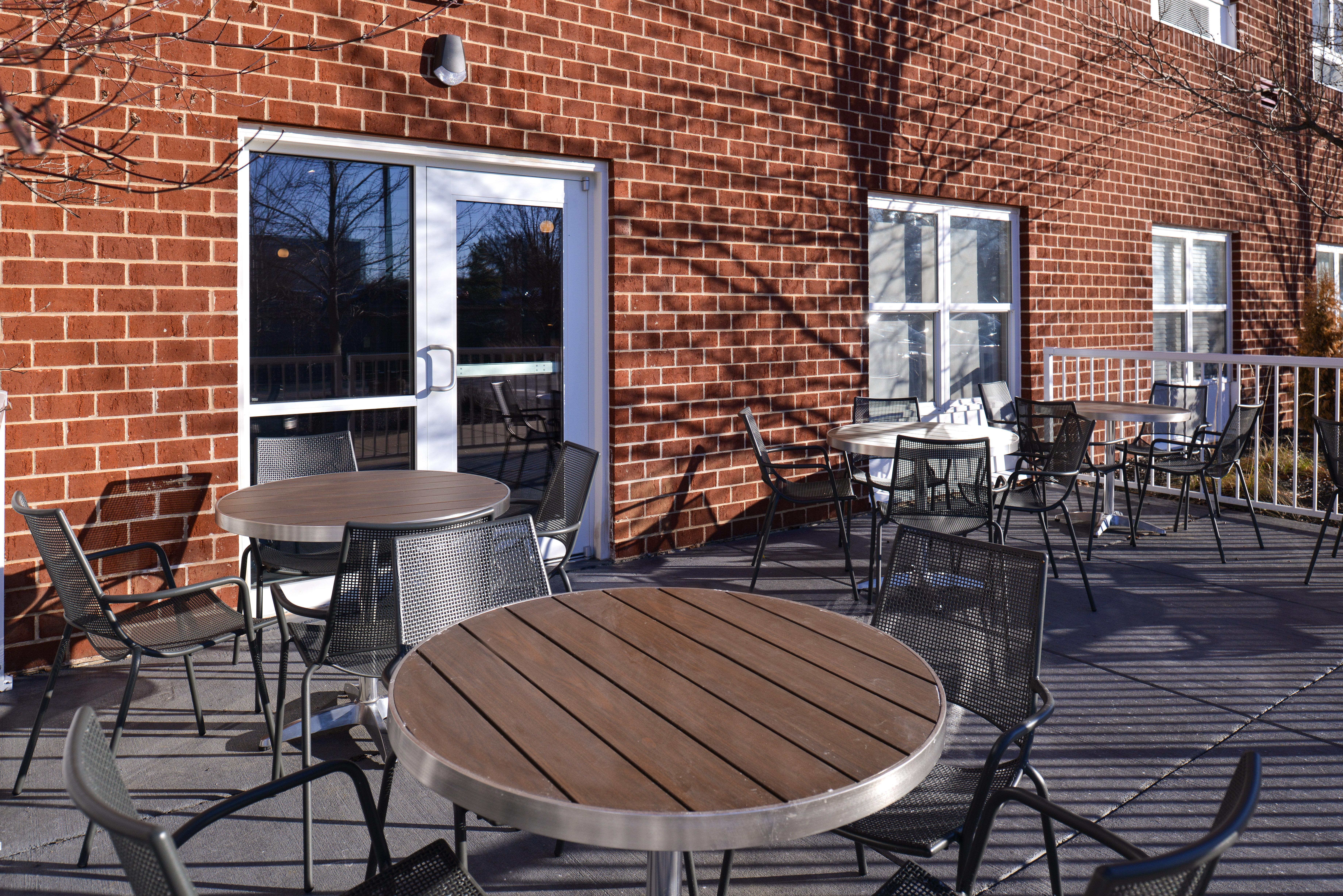 Holiday Inn Express Hotel & Suites St. Louis West-O'Fallon By Ihg Exterior photo